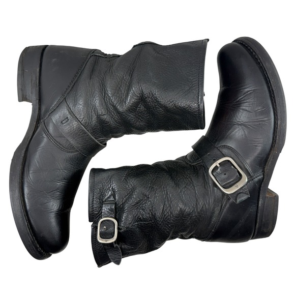 Shoes - Picture 9 of 12